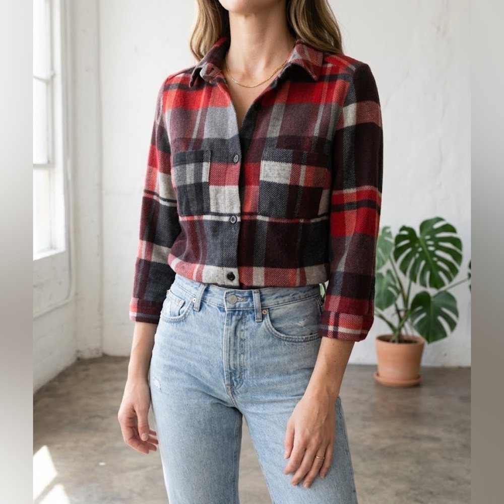 Polly & Esther Red Plaid Button Down Shirt Medium